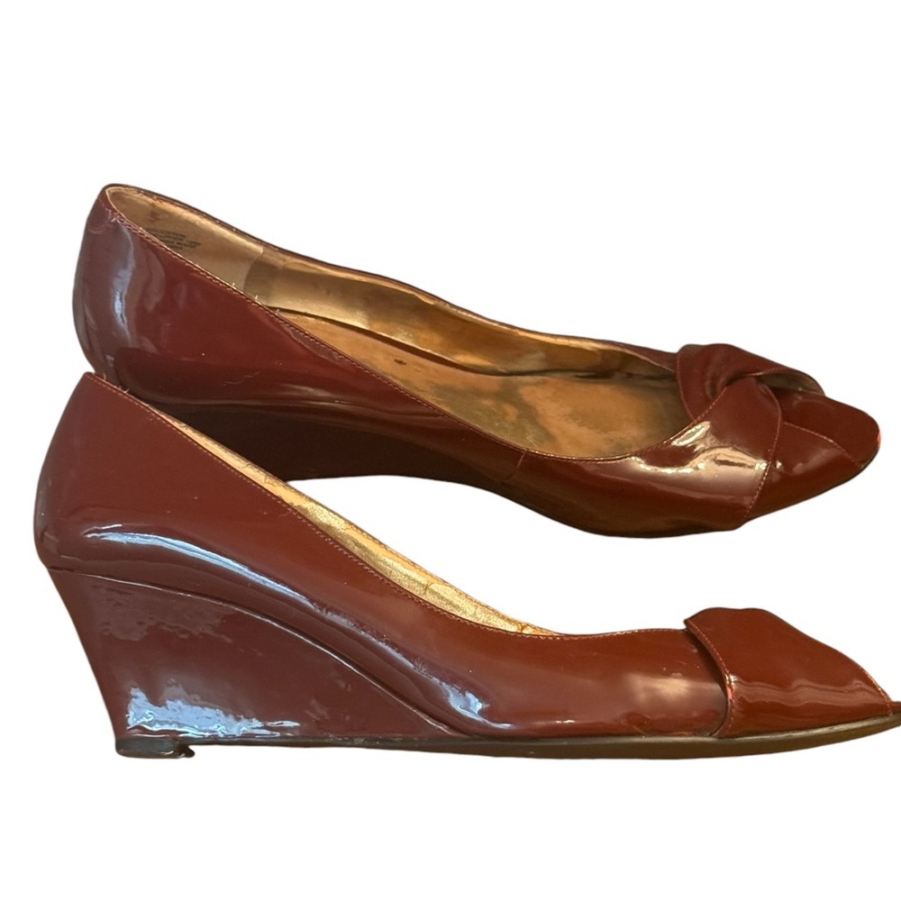 Nine West Joston wedge Heels, leather,‎ cranberry, size 9.5